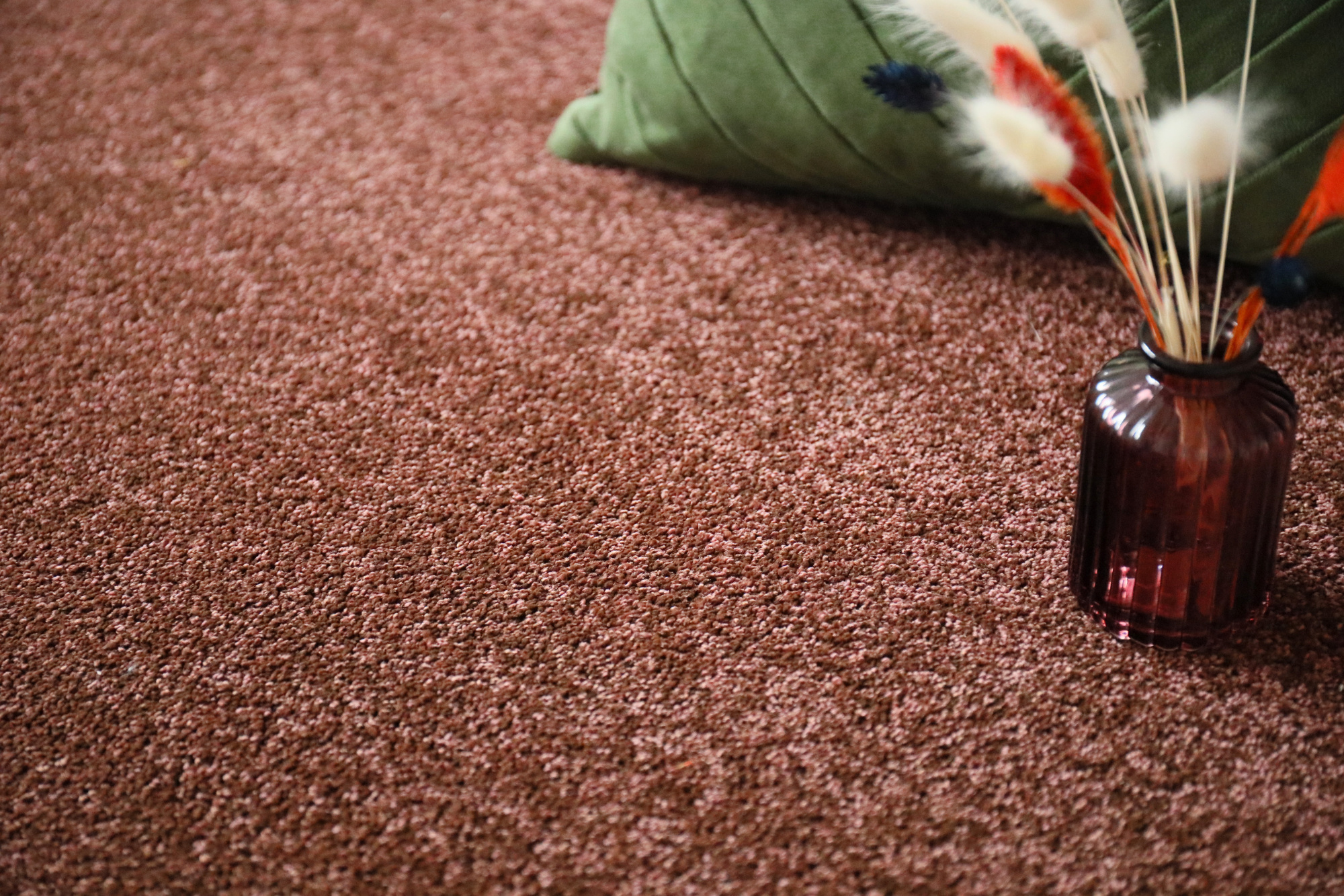 Moquette Smooth - Brun acajou - gros plan