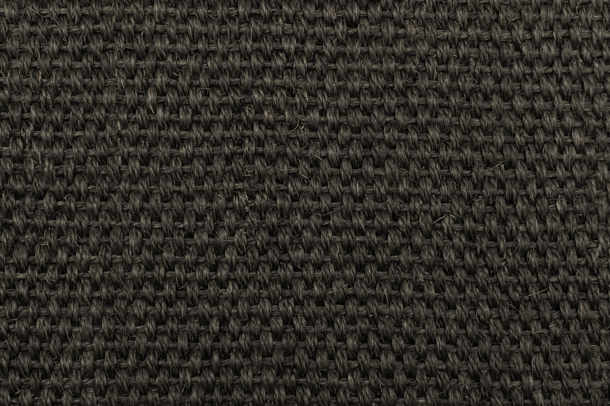 Sol sisal naturel Crafted Gris charbon, structure tissée authentique et finition élégante inspirée de l’artisanat