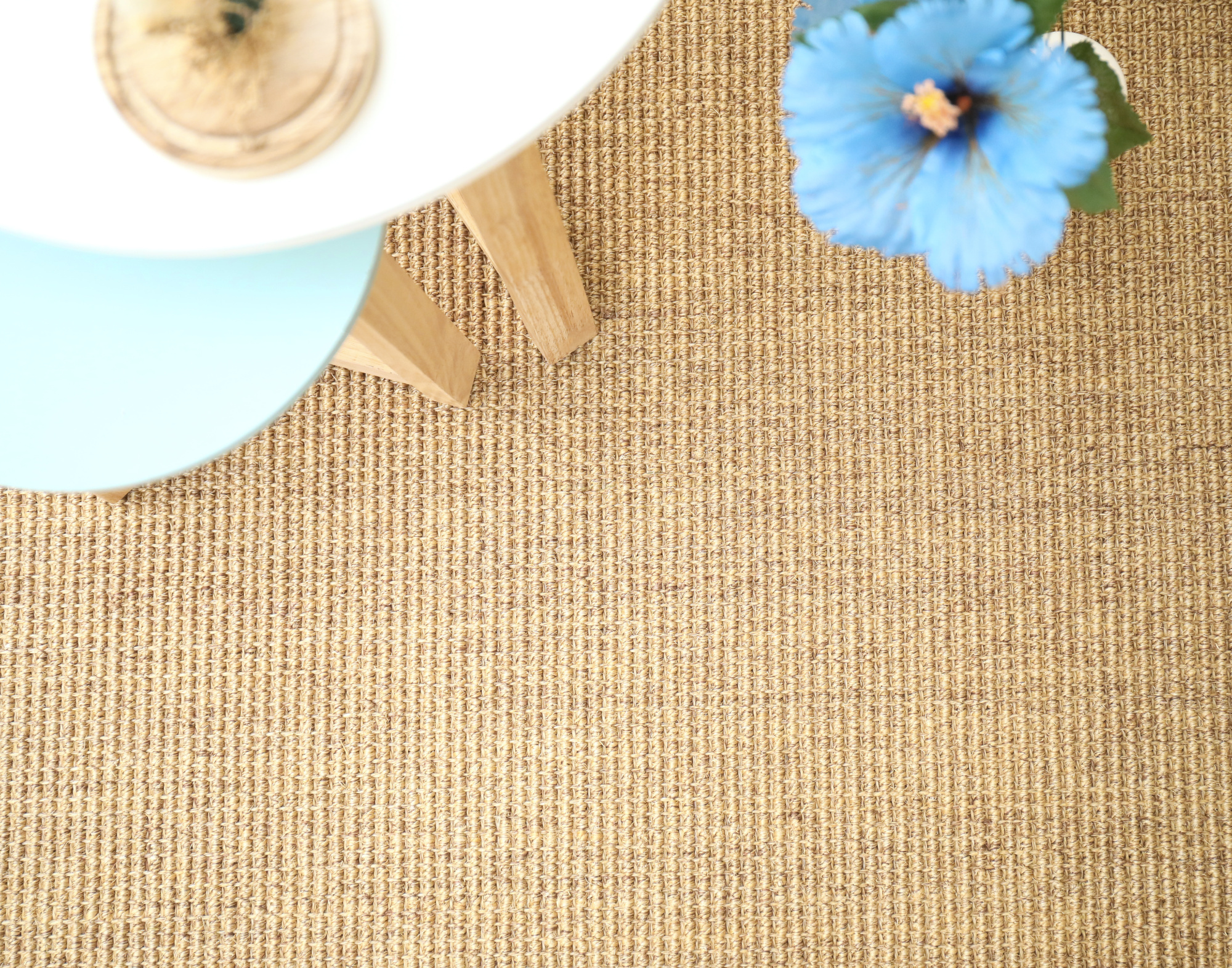 Sol Sisal - Loop - Seigle sublimé par une décoration aux couleurs douces et naturelles