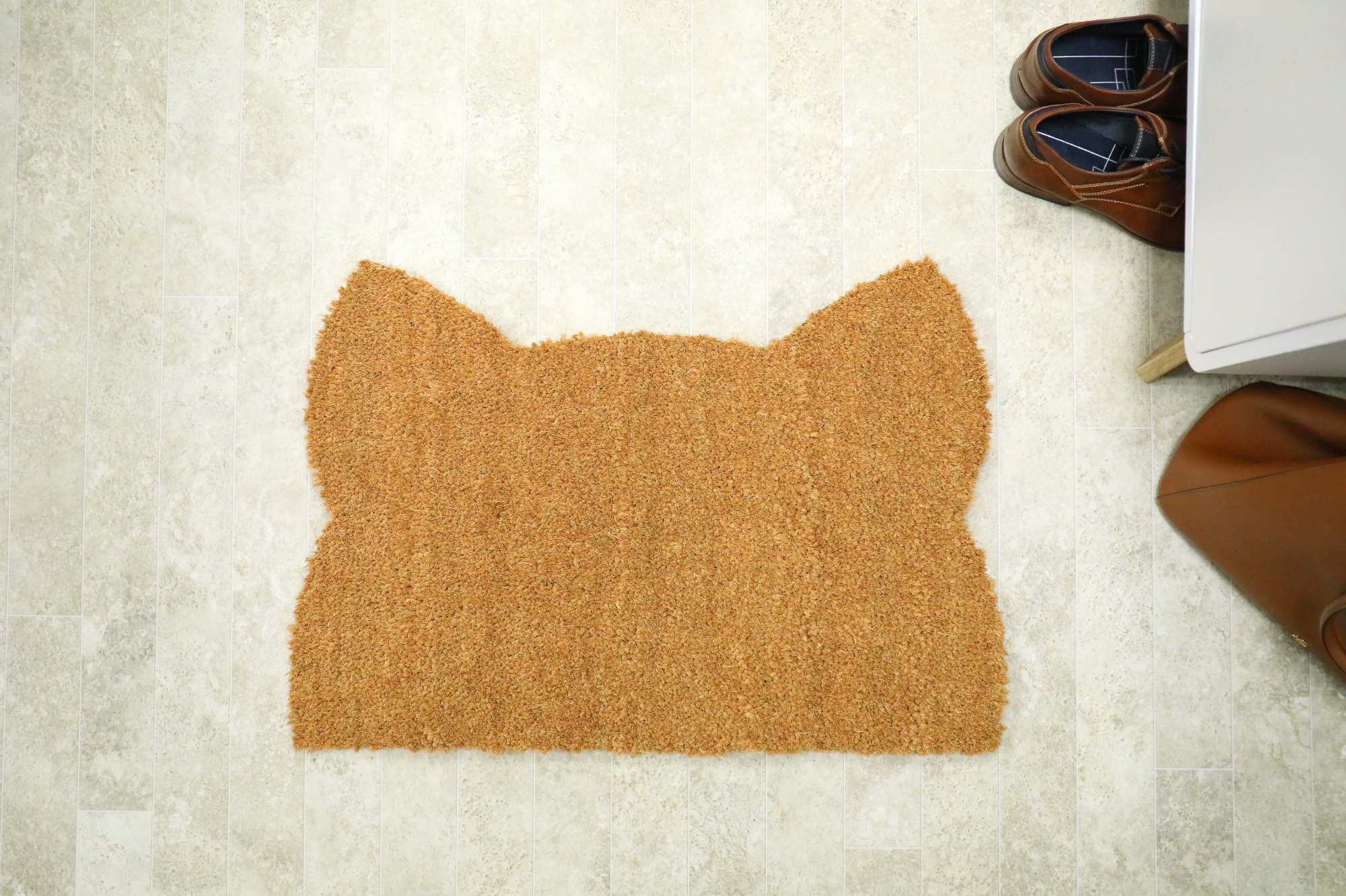 Tapis d’entrée déco Chat - Fibre de Coco 17mm - Écru pour personnaliser un seuil de porte avec une note ludique