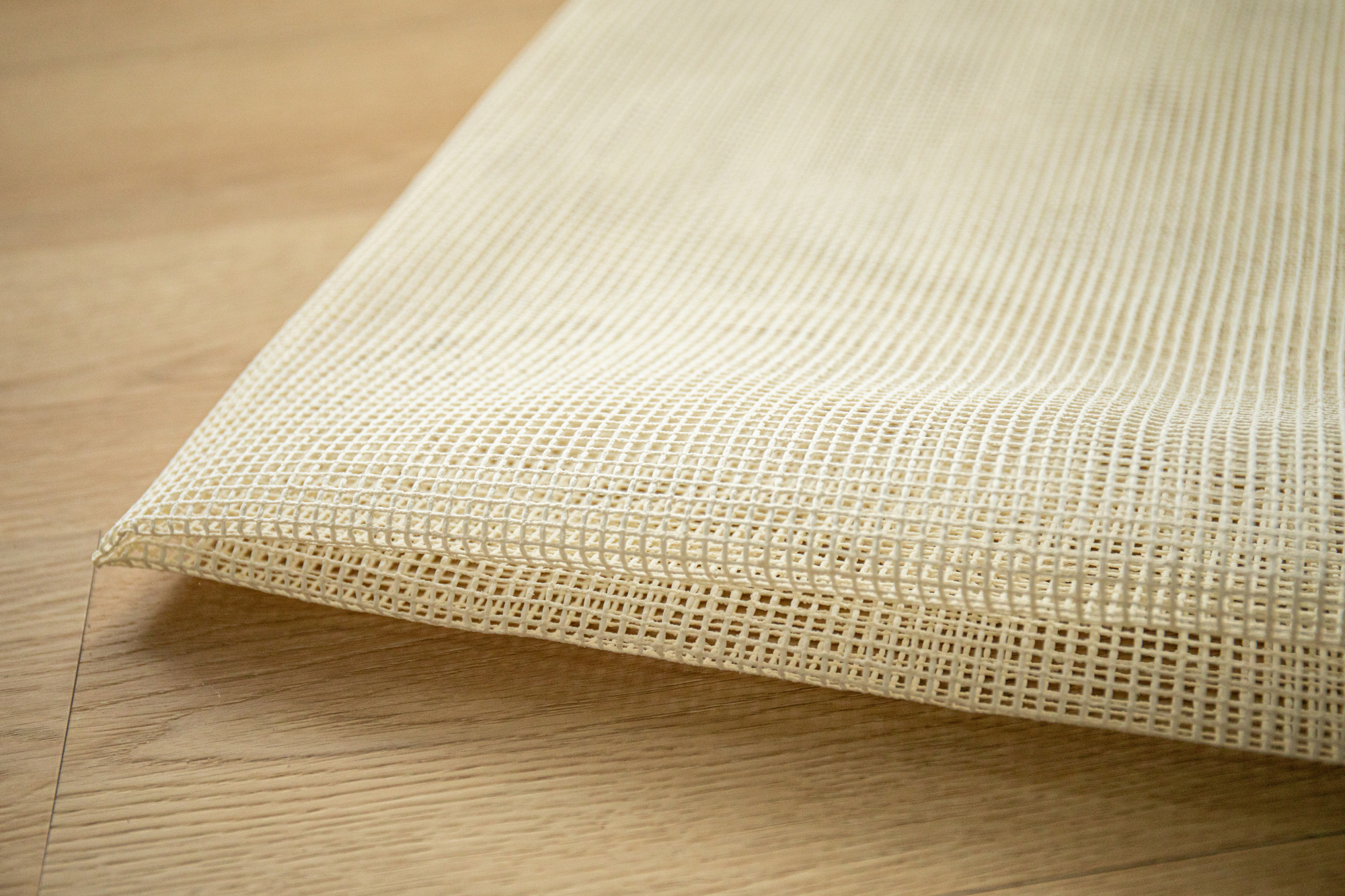 Sous-couche antiglisse et antidérapante ACC005 découpable tapis en latex naturel et polyoléfin