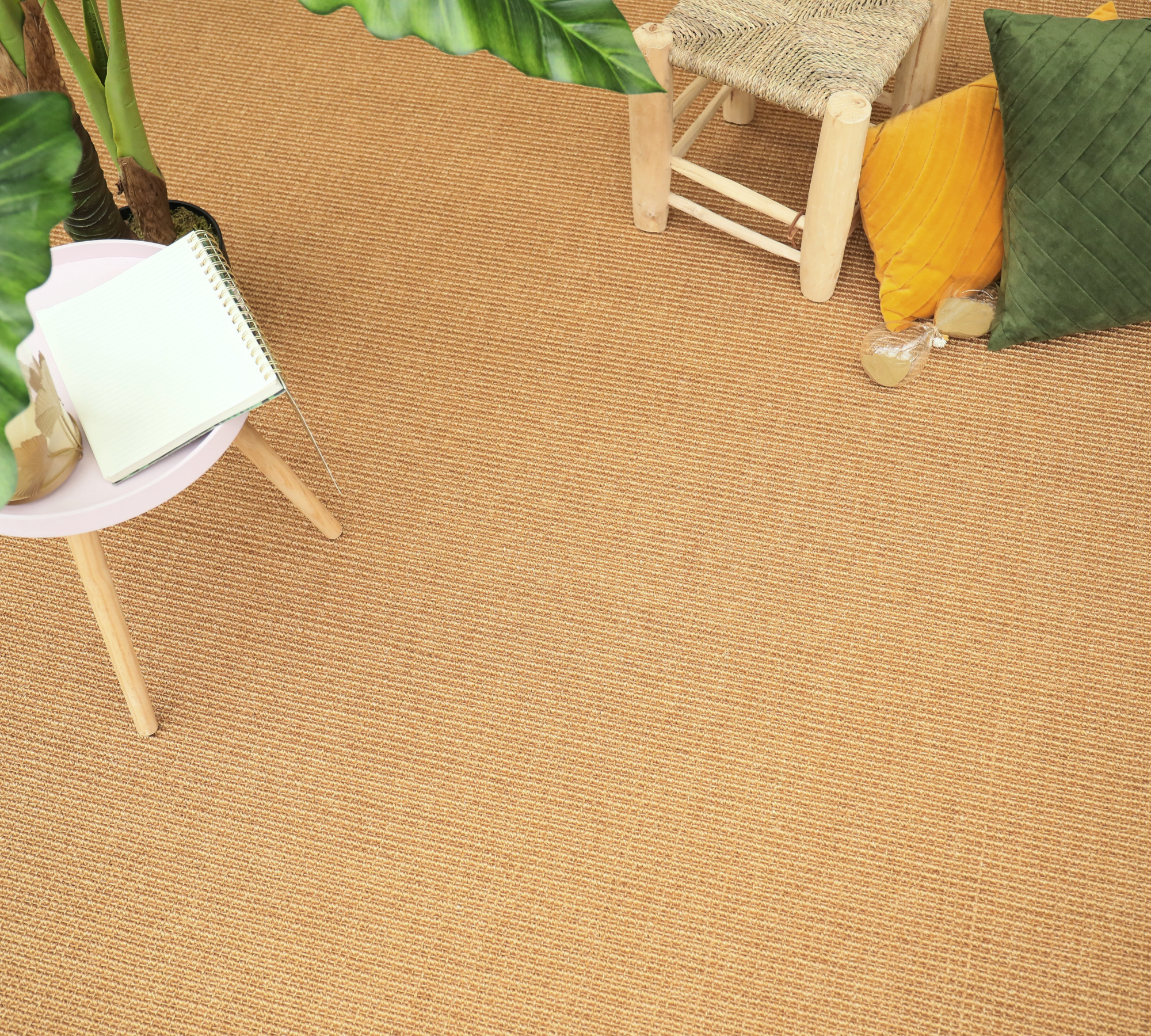 Sol Sisal - Loop - Malt avec tissage en boucles épaisses dans une ambiance déco inspirée de la nature