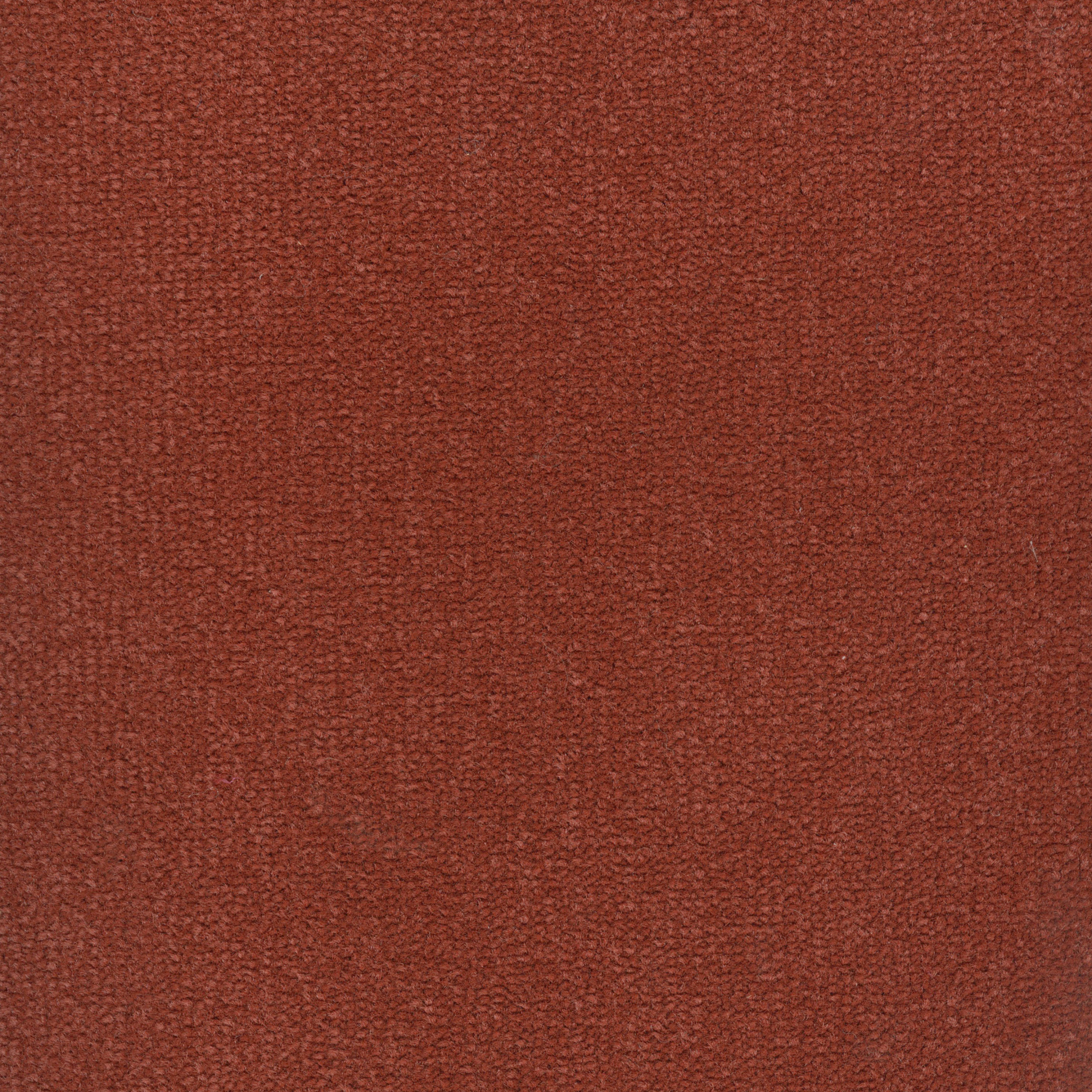 Focus sur le velours structuré de la moquette rouge tomette Sylon classée feu