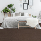 Sol Sisal - Minimal - Châtaigne grillée dans une chambre avec étagères murales et plantes vertes