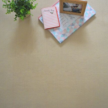 Moquette crème Résilience U3P3, velours uni élégant pour intérieur contemporain