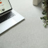 Moquette classée feu Gris galet, idéale pour zones d’accueil ou open space