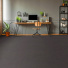 Sol Sisal - Minimal - Black Blue dans une pièce aménagée avec espace bureau