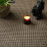 Sol Sisal - Grâce - Marron glacé cendré avec panier végétal, bougie et sculpture décorative dans une ambiance cosy