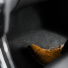 Moquette aiguilletée automobile - Noir offrant une finition propre et durable à l'intérieur du véhicule