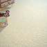 Moquette naturelle en laine - Dolce Vita - Milkshake vanille dans une chambre aux tons doux et poudrés