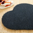 Tapis d'entrée déco Nuage - Fibre de Coco 17mm - Anthracite, finition texturée et bord arrondi en fibres naturelles