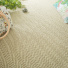 Sol Sisal Chevron - Héritage - Dune mettant en valeur un décor végétal et la finesse de son tissage chevron